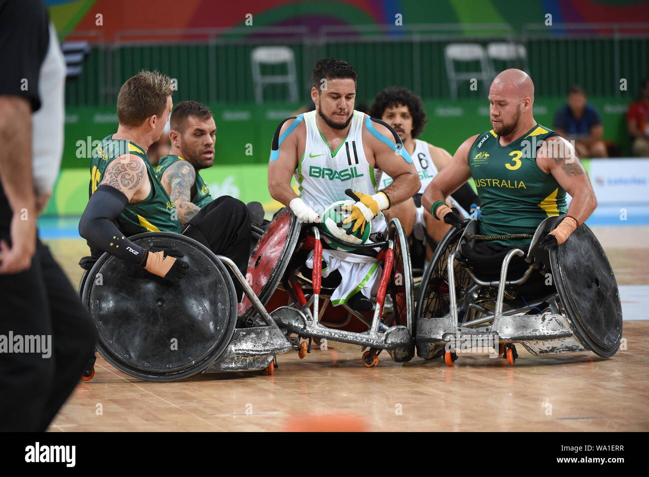 Rio de Janeiro - Brasilien, 11. August 2016, die Paralympischen Spiele Rio 2016. Rugby Spiel der Droschken, die zwischen den Teams aus Brasilien und Australien Stockfoto