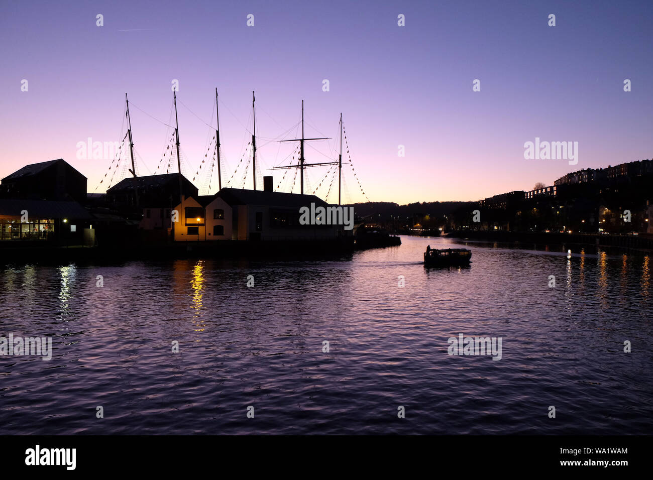 Die SS Great Britain bei Sonnenuntergang, Bristol, Großbritannien Stockfoto