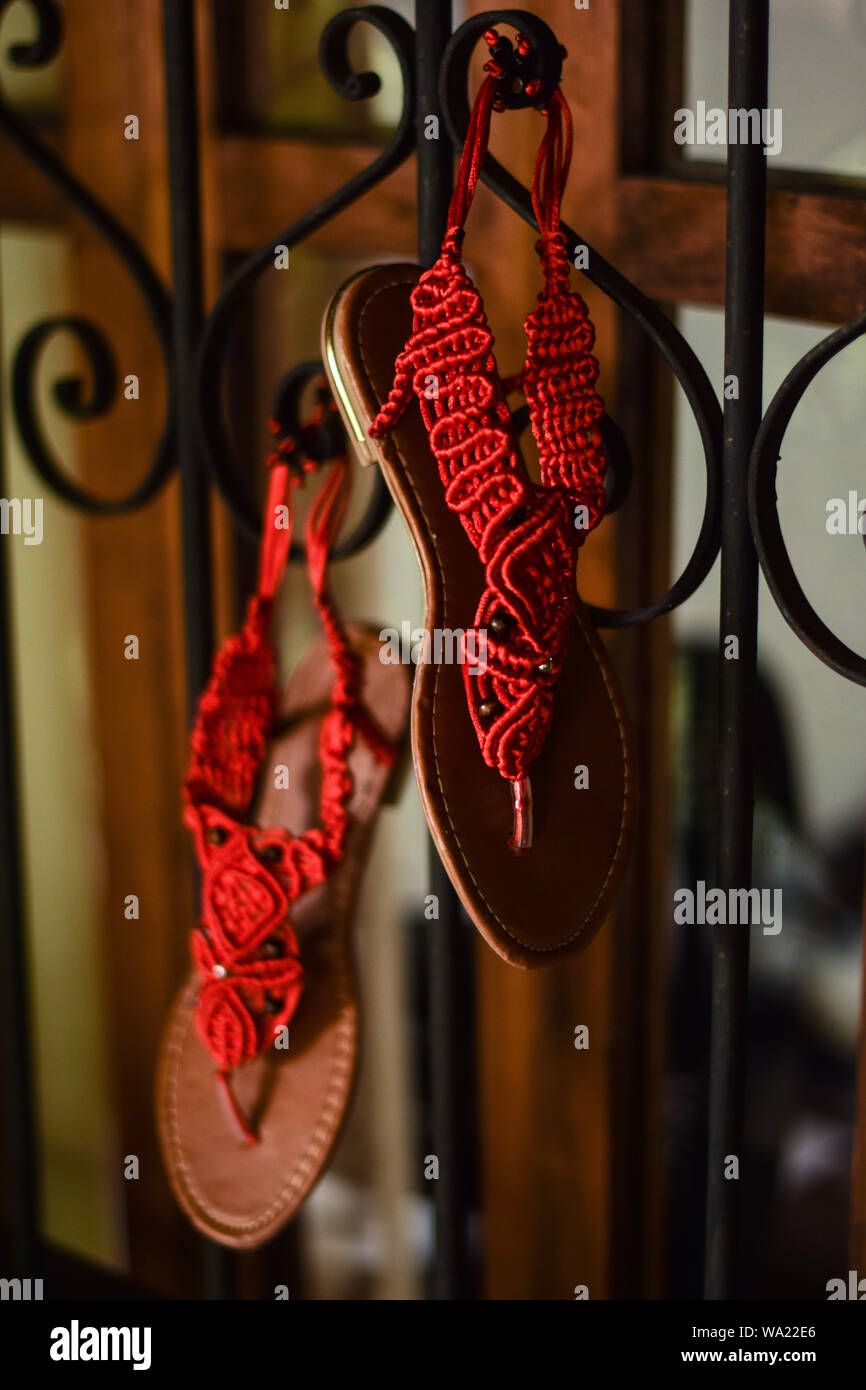 Handgefertigte macrame Sandalen von amaru Kolumbien Stockfoto