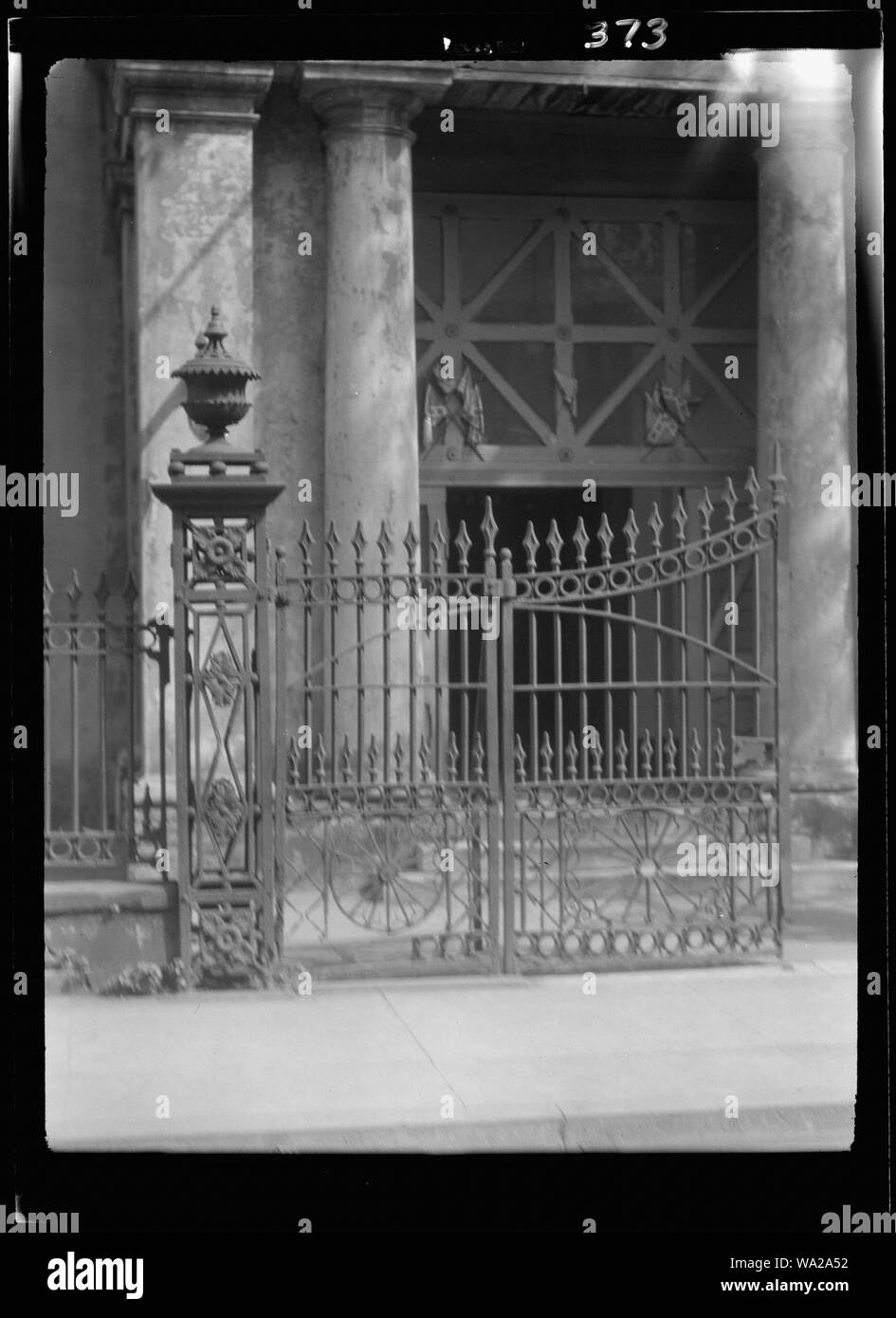 Bank von Louisiana schmiedeeisernen Zaun, 344 Royal Street, New Orleans Stockfoto