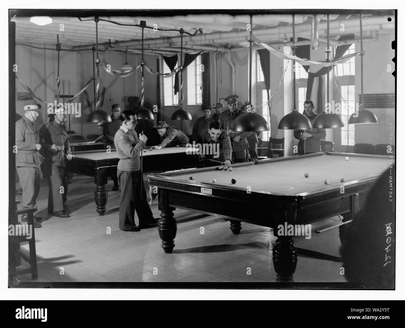Billard Tische, Soldaten spielen an der australischen Armee Y.M.C.A. Stockfoto