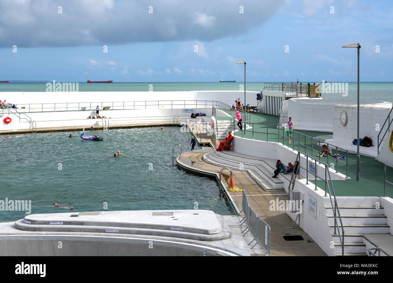 Jubiläum Pool, Outdoor Pool an der Küste von Penzance, Cornwall, England, Großbritannien Stockfoto