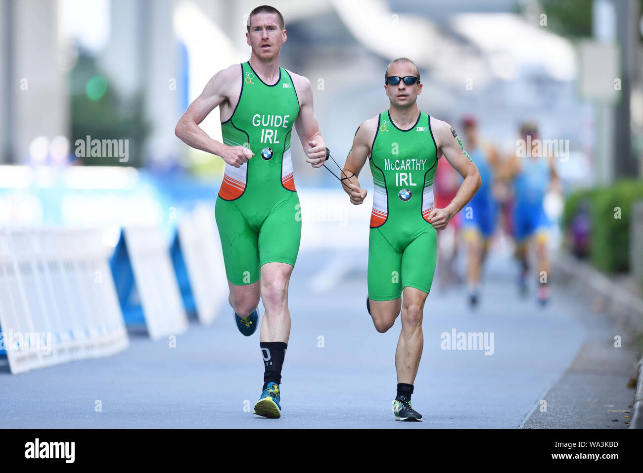 Odaiba, Tokio, Japan. Credit: MATSUO. 17 Aug, 2019. Donnacha Mc Carthy (IRL) Triathlon: 2019 Para ITU Triathlon World Cup in Tokio Männer PTVI in Odaiba, Tokyo, Japan. Credit: MATSUO. K/LBA SPORT/Alamy leben Nachrichten Stockfoto