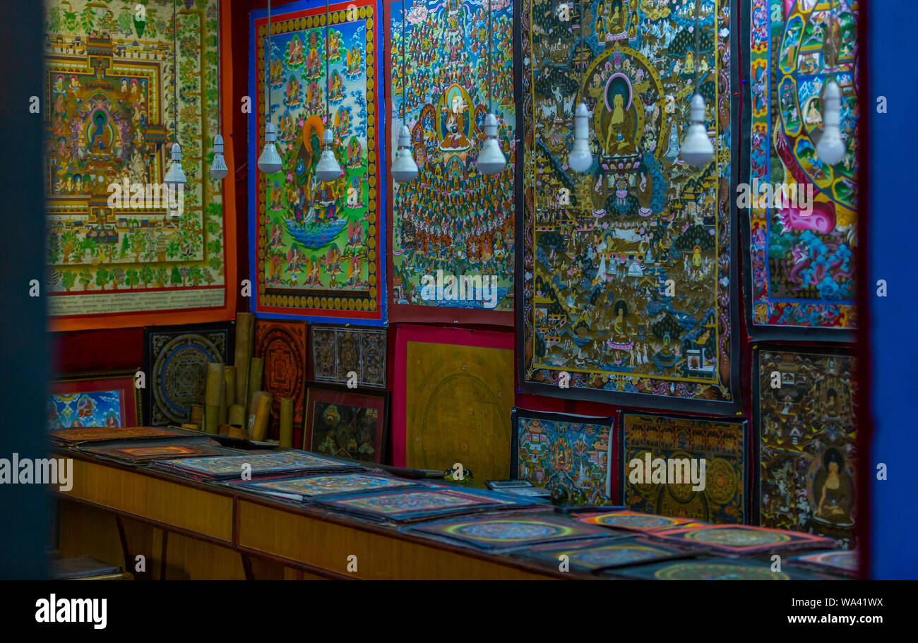 Mandala shop -Fotos und -Bildmaterial in hoher Auflösung – Alamy