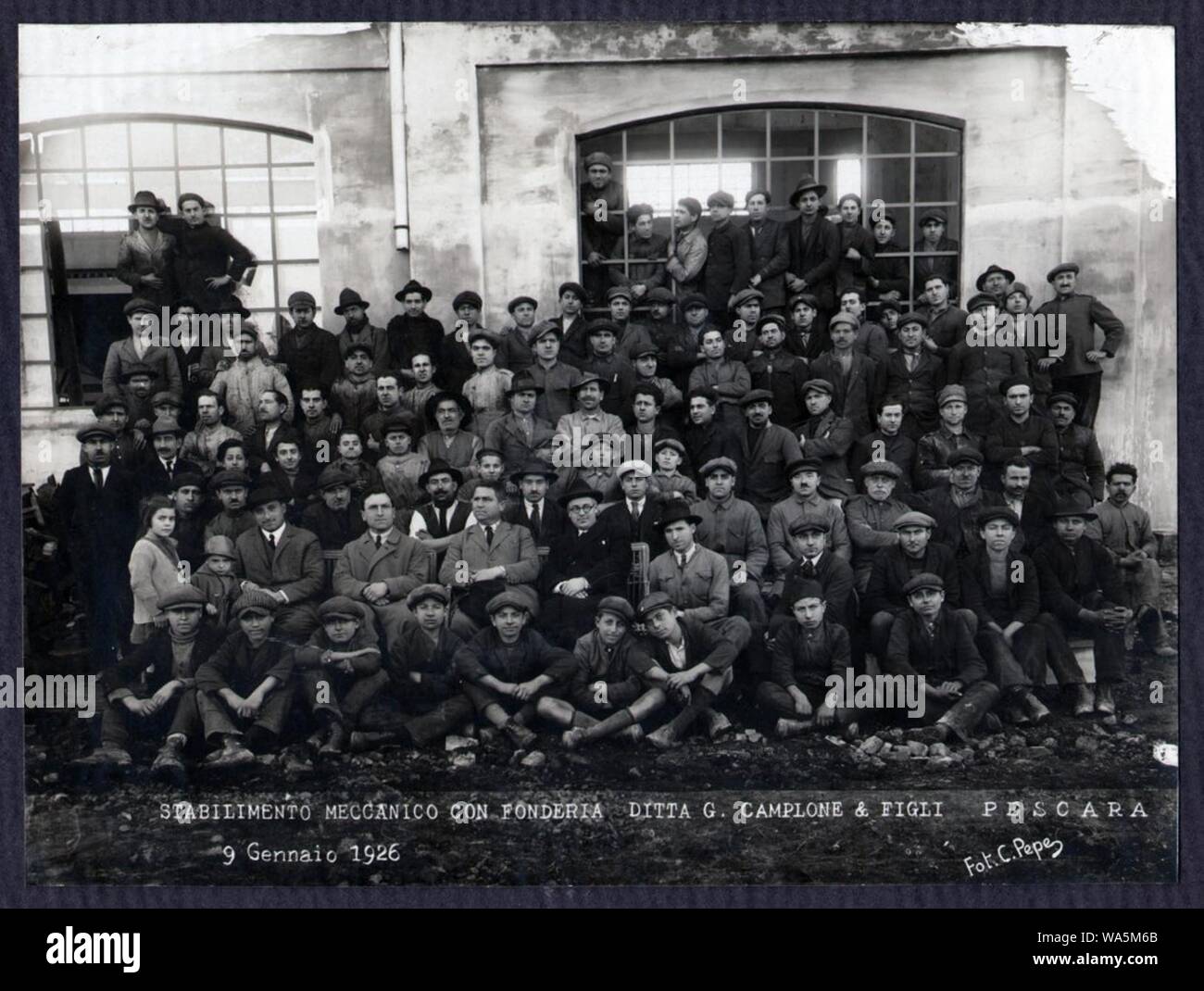 Ditta G. Camplone & Figli, fotografia di Gruppo, Pescara 1926 - San dl SAN IMG -00003398. Stockfoto