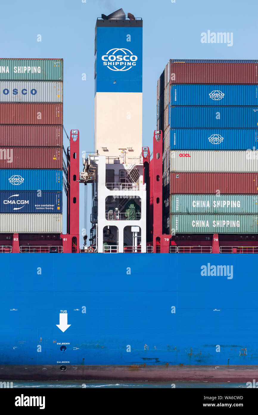 COSCO VERSAND WAAGE inbound Rotterdam. COSCO ist eine Chinesische staatliche Transport- und Logistikdienstleistungen. Stockfoto