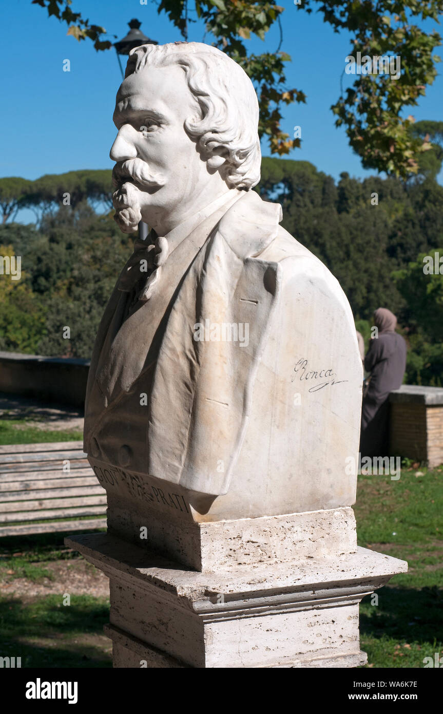 Marmorbüste von Giovanni Prati (von Gaetano Ronca), Pincio Gärten, Rom, Italien Stockfoto