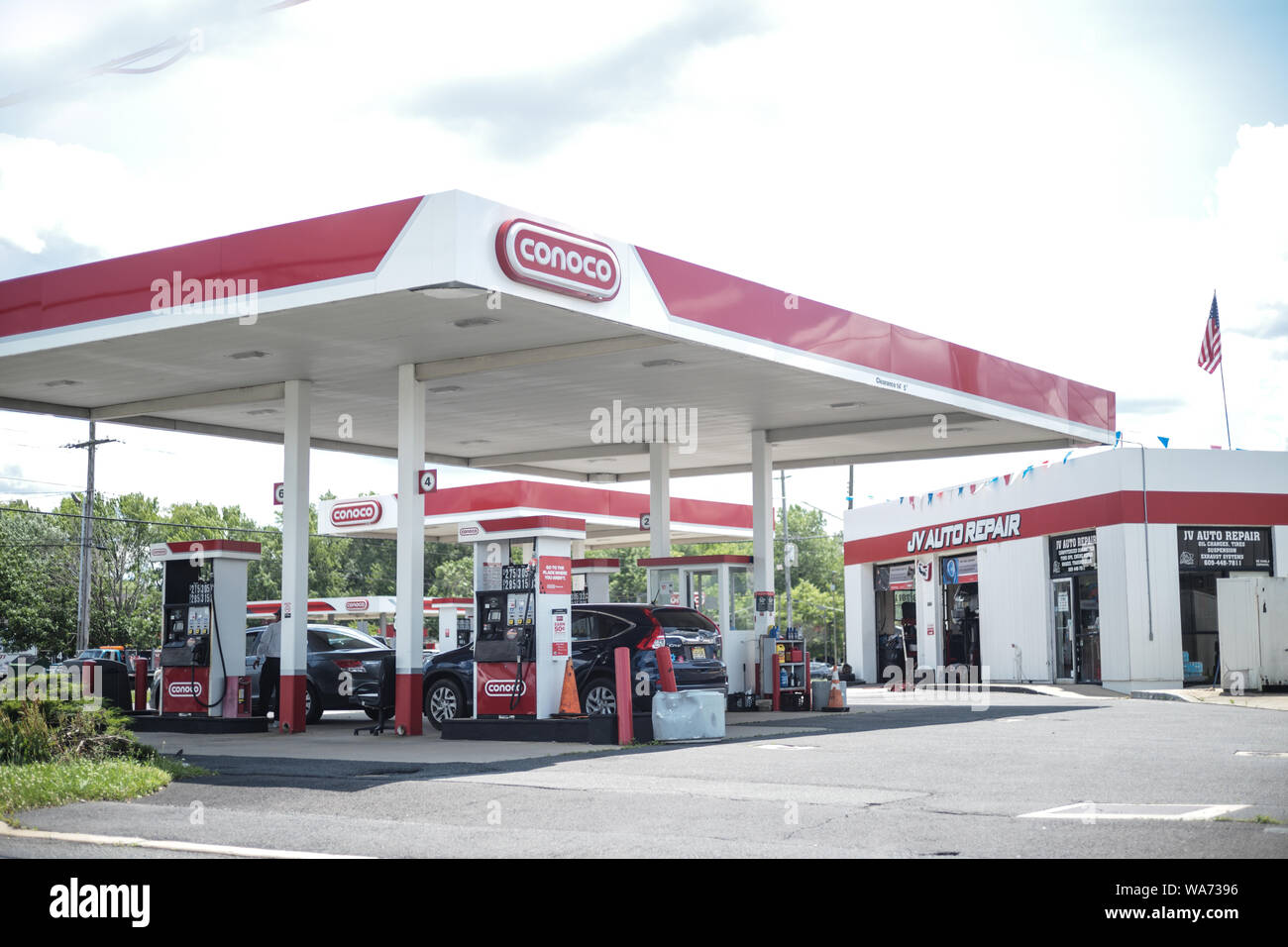 Princeton, New Jersey, USA, 23. Juni 2019: Phillips 66 Conoco gas Service Station - Bild Stockfoto