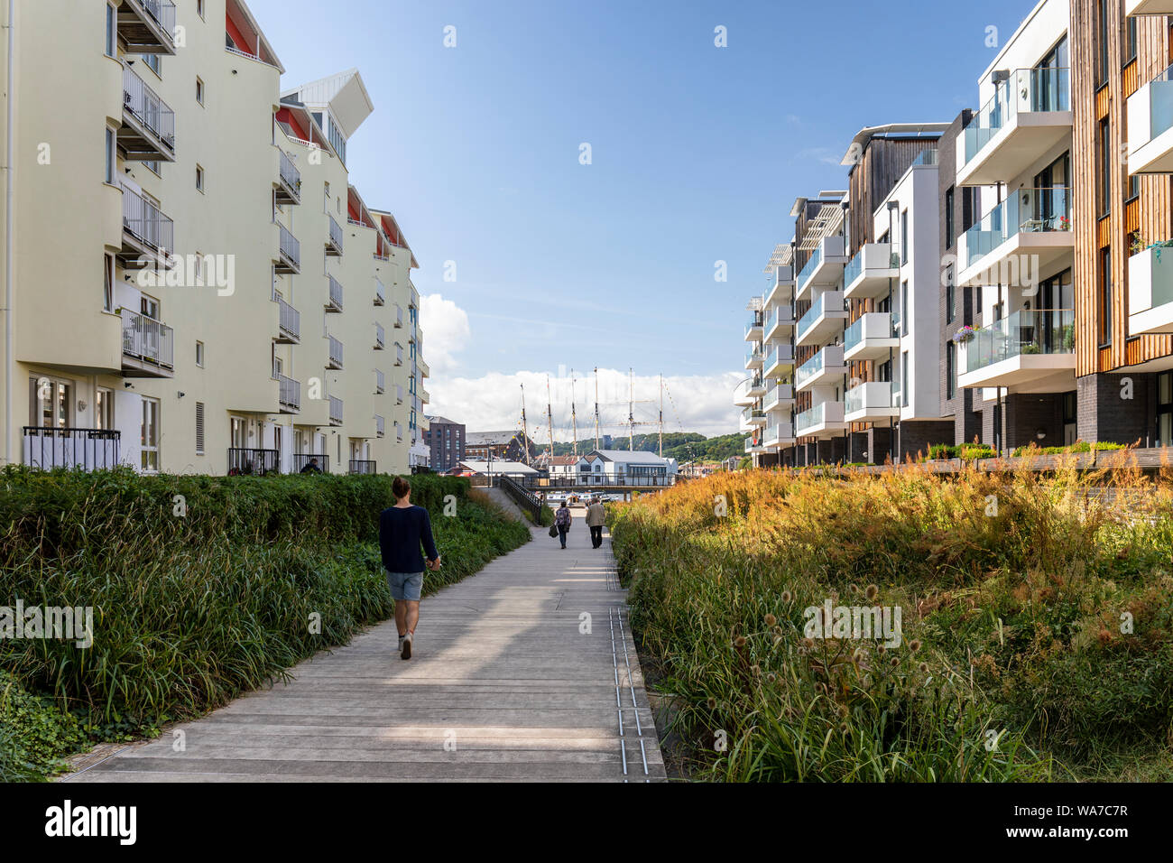 Bristol Harborside, Invicta Waterfront Moderne Apartments, City of Bristol, England, Großbritannien Stockfoto