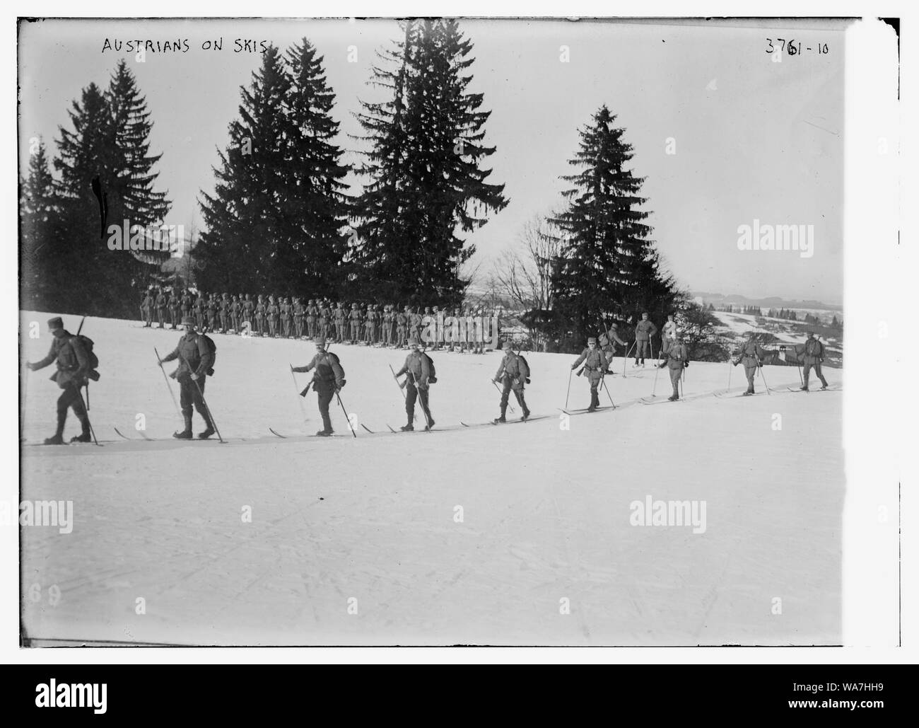 Österreicher auf Skiern Stockfoto