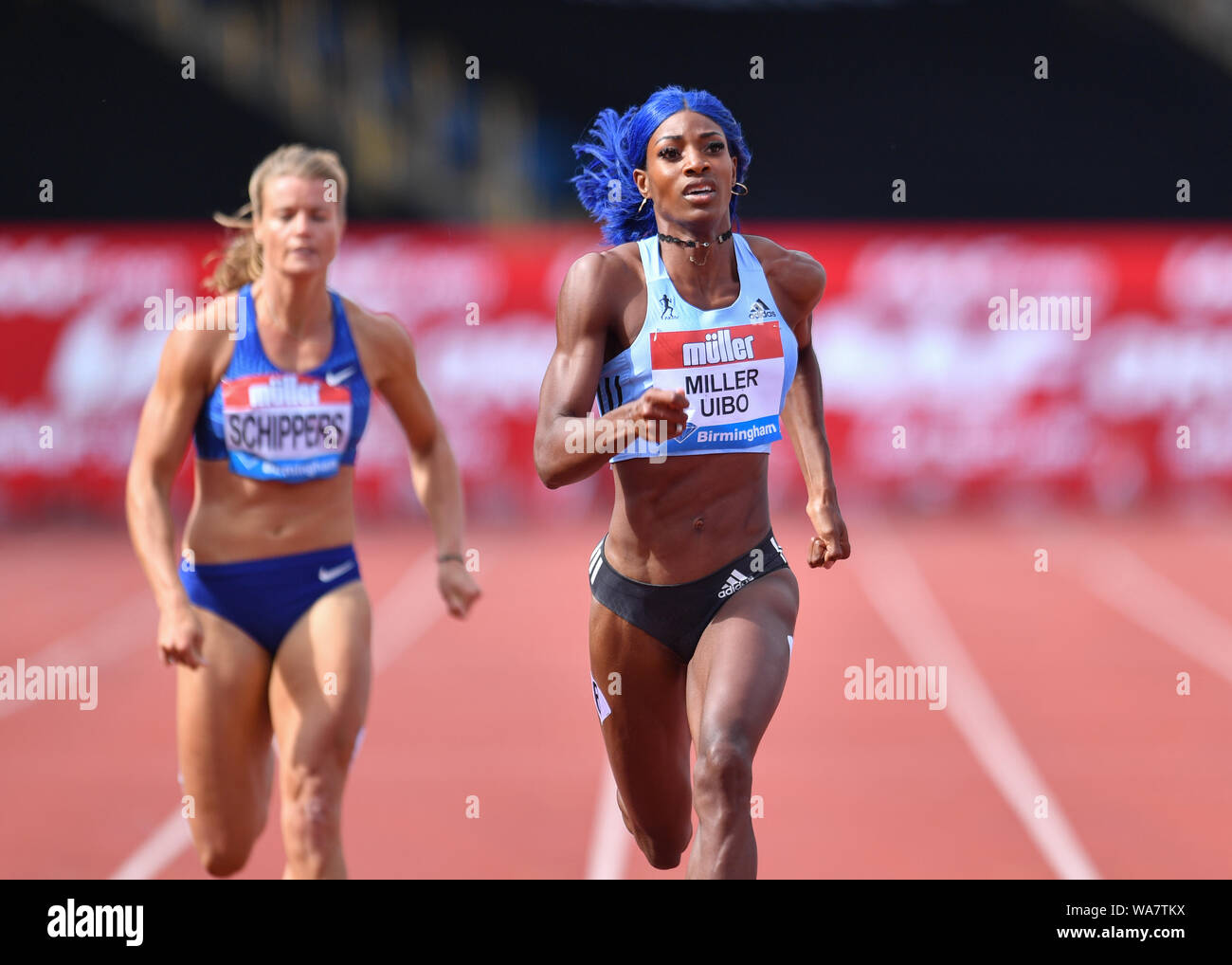 Birmingham, Großbritannien. 18. August 2019. Shaunae Miller-Uibo (BAH) (rechts) in WomenÕs 200 M-Finale während Muller Grand Prix Birmingham 2019 an Alexander Stadium am Sonntag, 18. August 2019 in Birmingham, England. Credit: Taka G Wu/Alamy leben Nachrichten Stockfoto