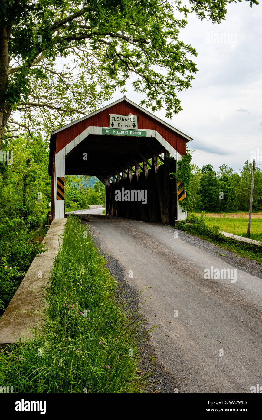 Mount Pleasant Covered Bridge, County Road 304, Jackson Township, Pennsylvania Stockfoto