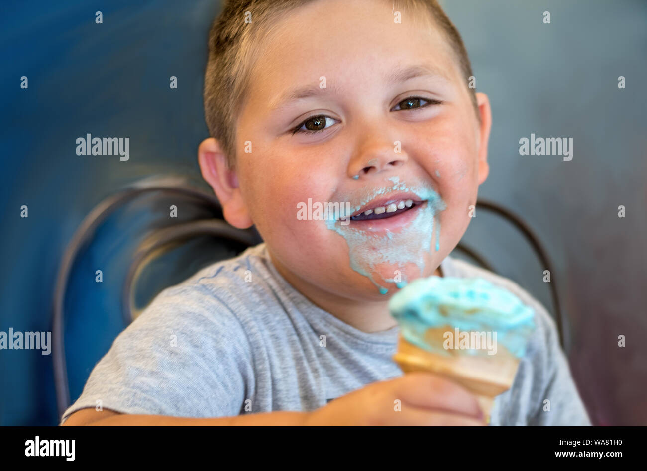 Junge eis Fotos und Bildmaterial in hoher Auflösung Alamy