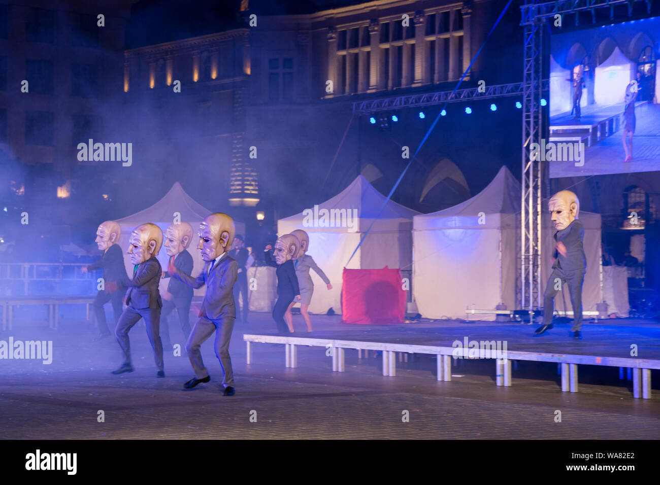 7. Juli 2019. Theater Teatr KTO (KTO) zeigen bei der Parade der Animateure (Jongleur Parade) während 32 ULICA Straßentheater Festival in Krakau Stockfoto