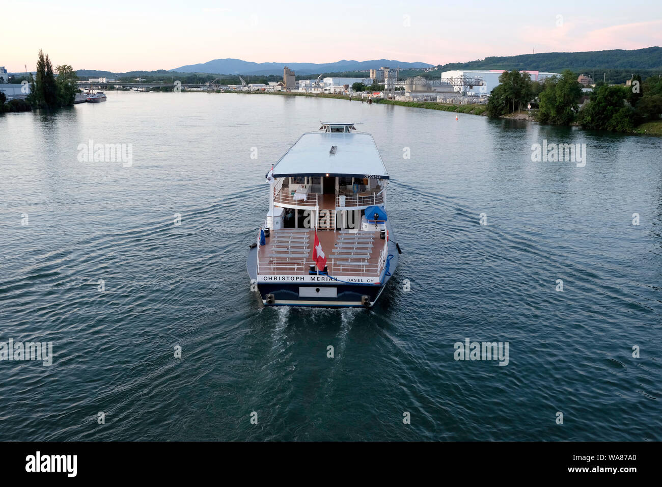 Eine touristische Boot segeln auf dem Rhein, Basel, Deutschland Stockfoto
