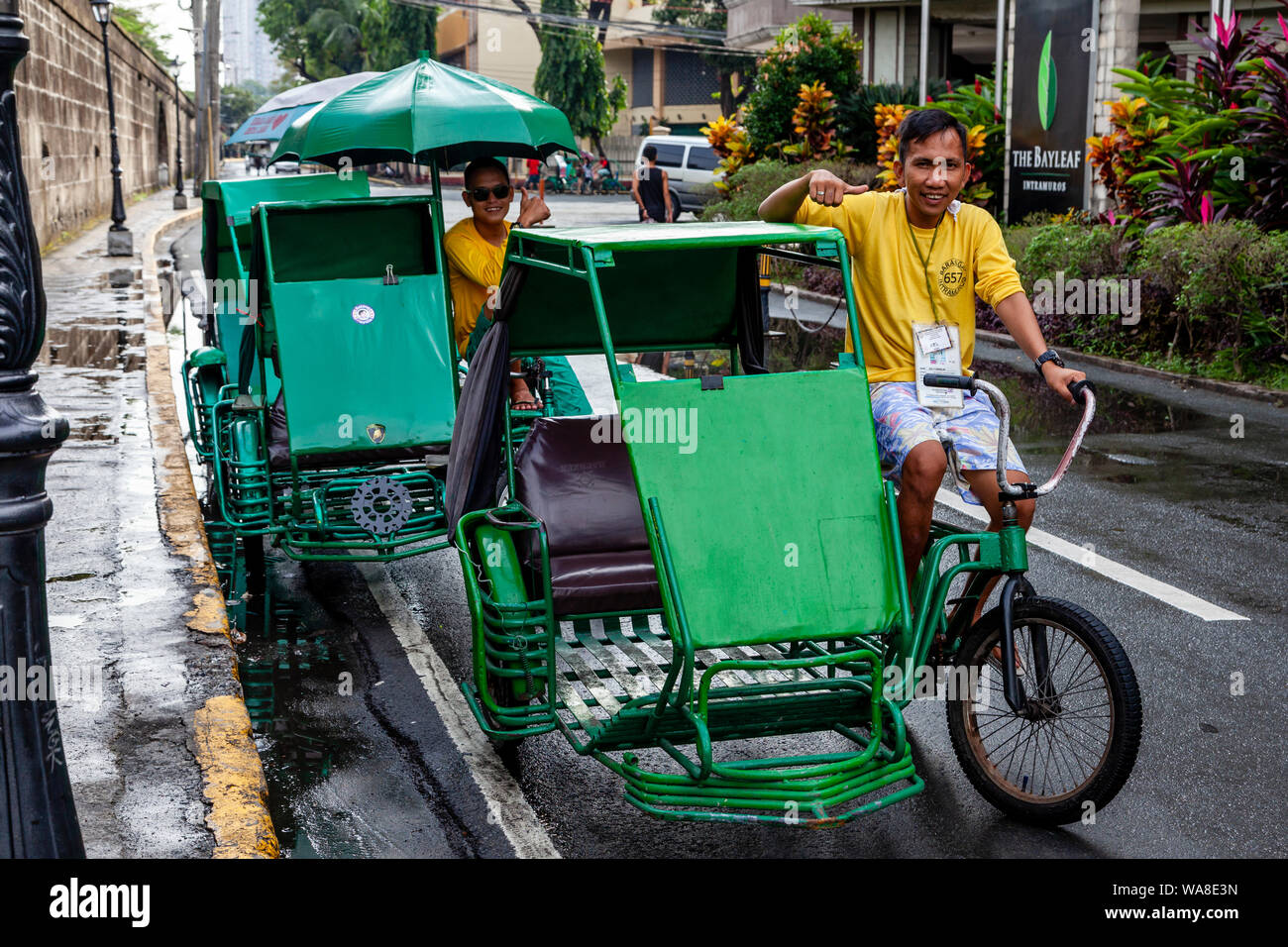 Filipino Dreirad Tour Guides, Intramuros, Manila, Philippinen Stockfotografie Alamy
