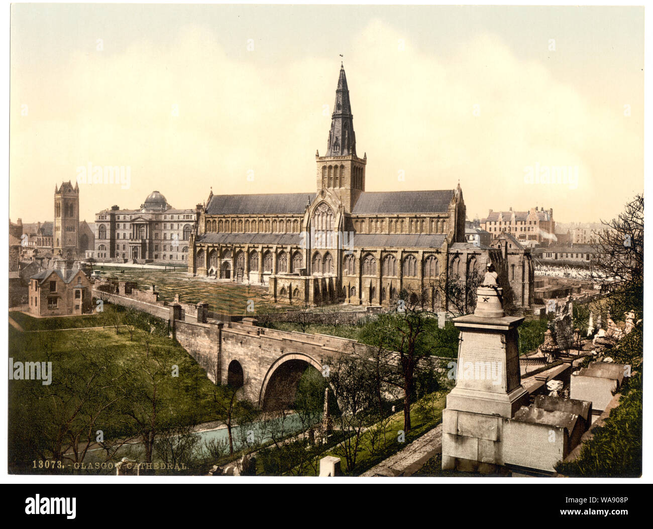 Kathedrale, Glasgow, Schottland; Titel von den Detroit Publishing Co., Katalog J - Ausland Abschnitt. Detroit, Mich.: Detroit fotografische Begleitung, 1905.; Weitere Informationen über die Photochrom Print Collection ist bei Http://hdl.loc.gov/loc.pnp/pp.pgz; ist Teil der verfügbaren: Blick auf Landschaft und Architektur in Schottland in den Photochrom print Collection.; Drucken. 13073. Stockfoto