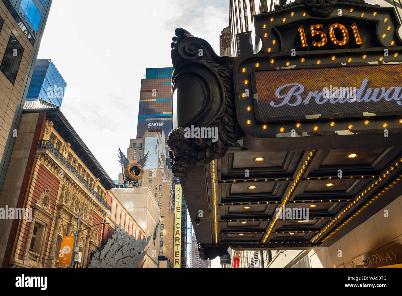 Paramount Gebäude, 1501 Broadway, zwischen West 43rd und 44th Street im Times Square, New York City, 24. Mai 2019 entfernt Stockfoto