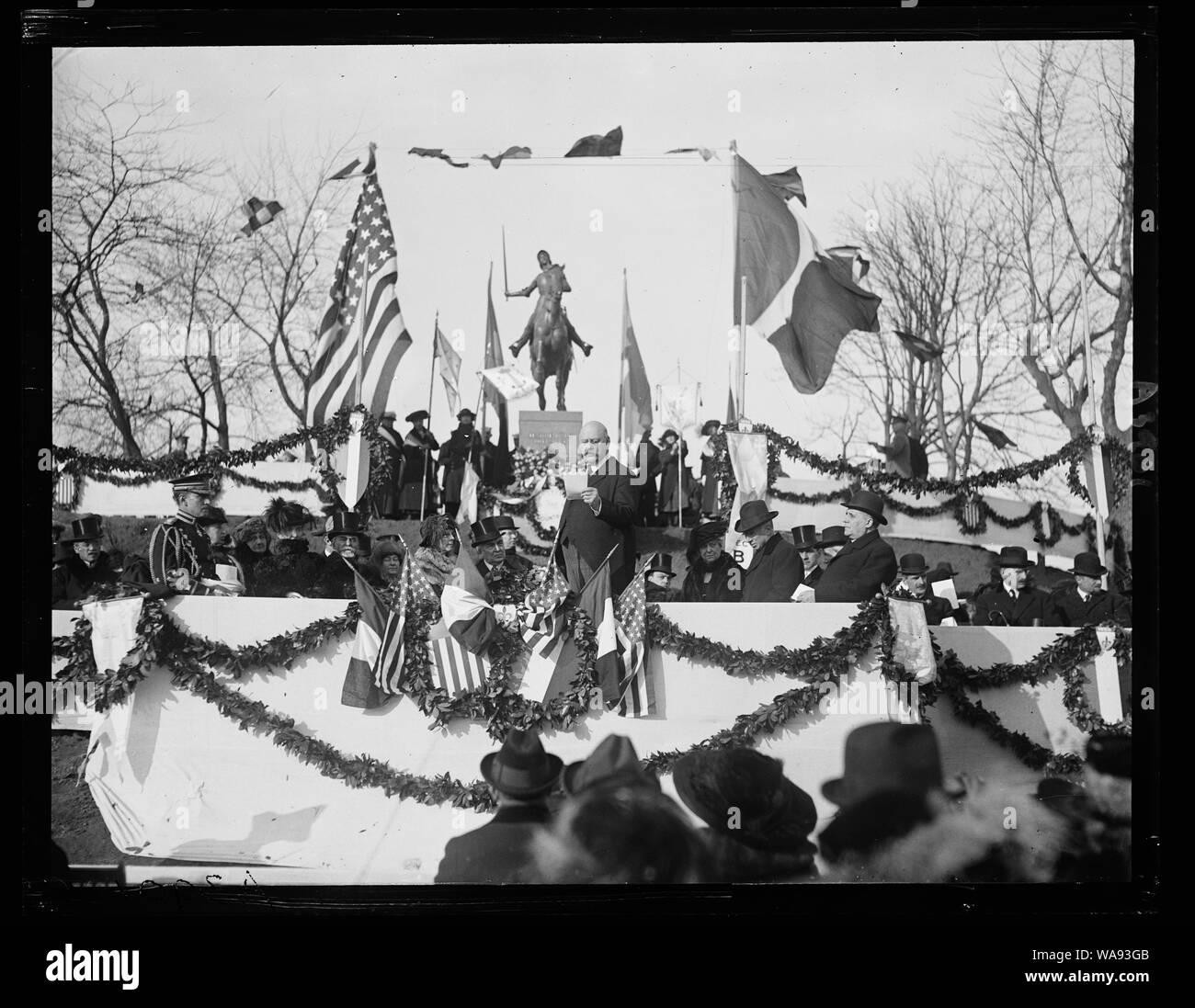 Die Zeremonie an Jeanne d'Arc Memorial, Meridian Hill Park, Washington, D.C. Stockfoto