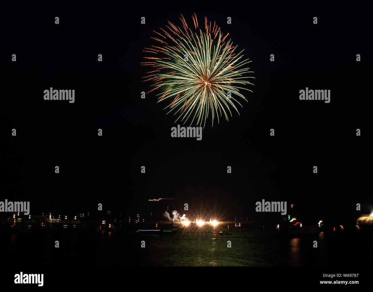 Bild von der Britischen Feuerwerk Meisterschaften 2019 in Plymouth, Devon gehalten. Stockfoto