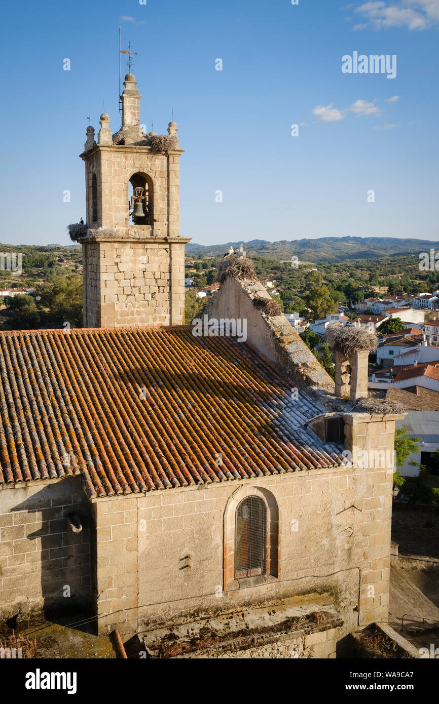 Rocamador Kirche aus dem Schloss. Valencia de Alcántara. In der Provinz Cáceres. Der Extremadura. Spanien. Stockfoto