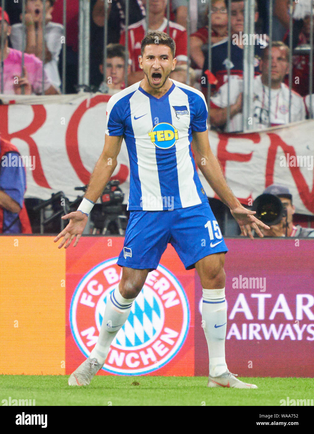 Marko Grujic, Hertha 15 feiert sein Ziel, Freude, Lachen, feiern, 1-1 Jubel, Freude, Emotionen, feiern, lachen, Jubeln, Jubeln, reißt die Arme, ballte die Faust, Feiern, Feier, Torjubel, FC BAYERN MÜNCHEN - Hertha BSC Berlin 2-2 - DFL-Bestimmungen verbieten die Verwendung von Fotografien als BILDSEQUENZEN und/oder quasi-VIDEO - 1. Deutsche Fussball Liga, München, 16. August 2019 Saison 2019/2020, Spieltag 01, FCB, München © Peter Schatz/Alamy leben Nachrichten Stockfoto