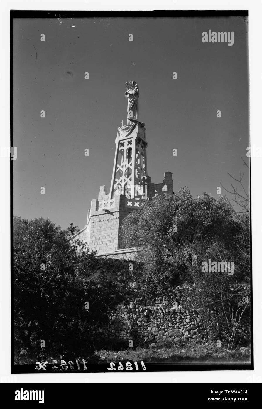 Kirche der Erscheinung in Deir el Azhar in Abu Ghosh. Statue des Virign & Kind Jesus, Nahaufnahme Stockfoto