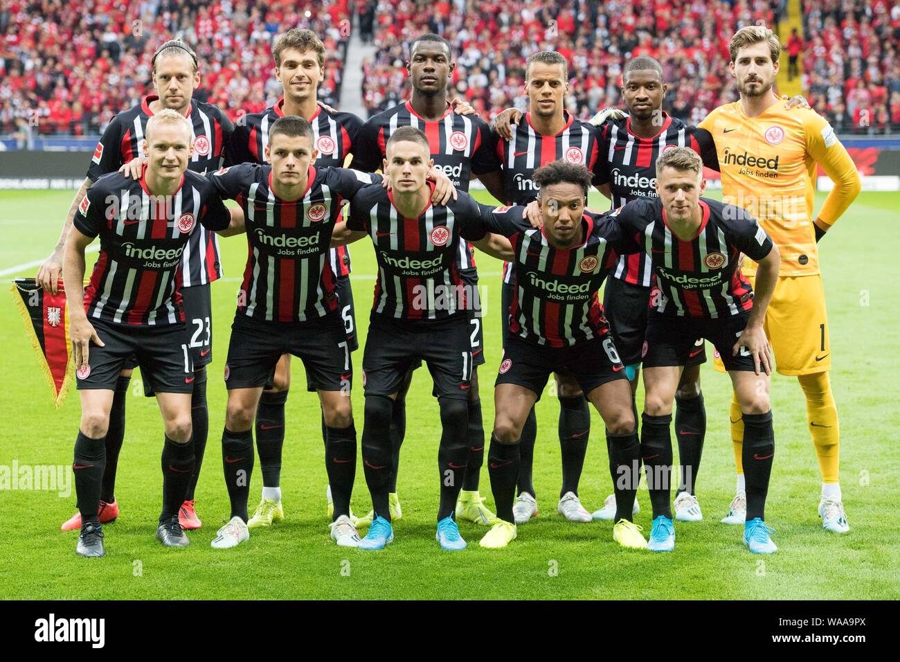 Orleft nach rechts Marco RUSS (F), Lucas TORRO (F), Evan Obite NDICKA (F), Timothy CHANDLER (F), Almamy TOURE (F), Torwart Kevin TRAPP (F), uRleft nach rechts Sebastian RODE (F), Dejan JOVELIJIC (F), Mijat GACINOVIC (F), Jonathan De Guzman (F), Erik DURM (F), Team Foto, Gruppe, Team Foto, Team Bild, vollständige Figur, Landschaft, Fußball Europa League, Qualifikation, 3.Runde, wieder rund, Eintracht Frankfurt (F) - FC Vaduz (VAD) 1:0, am 15/08/2019 in Frankfurt/Deutschland. | Verwendung weltweit Stockfoto