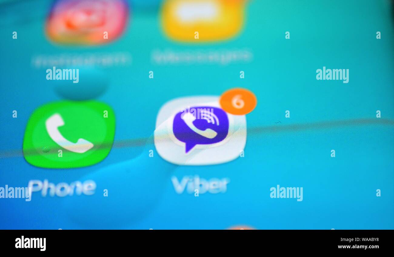 Viber und Telefon Logo auf dem Smartphone angezeigt Stockfoto