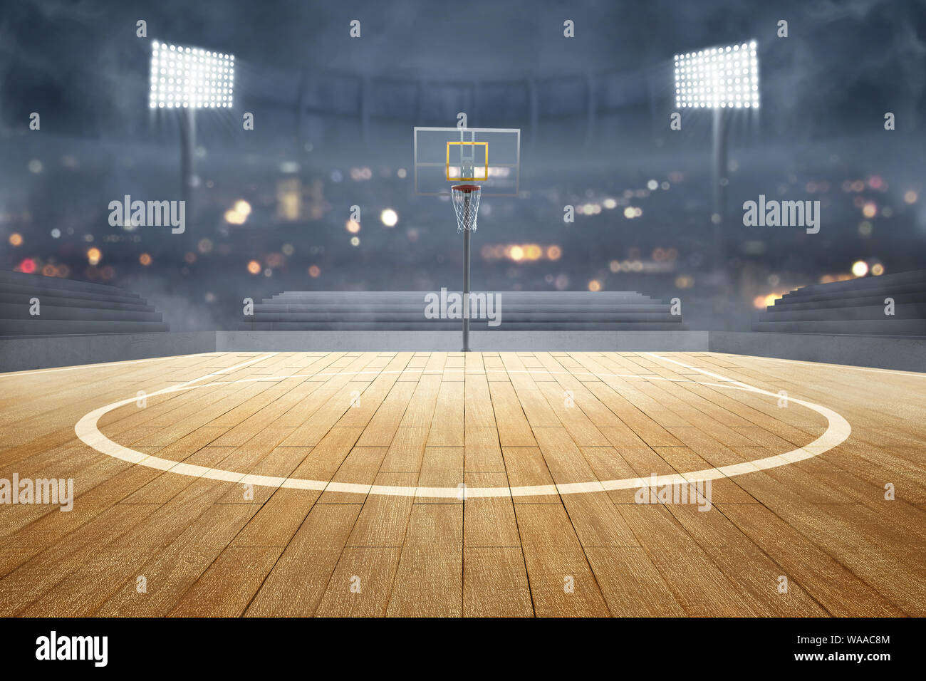 Basketball Court, mit Holzboden, Leuchten, Reflektoren und die Tribüne über verschwommen Lichter Hintergrund Stockfoto