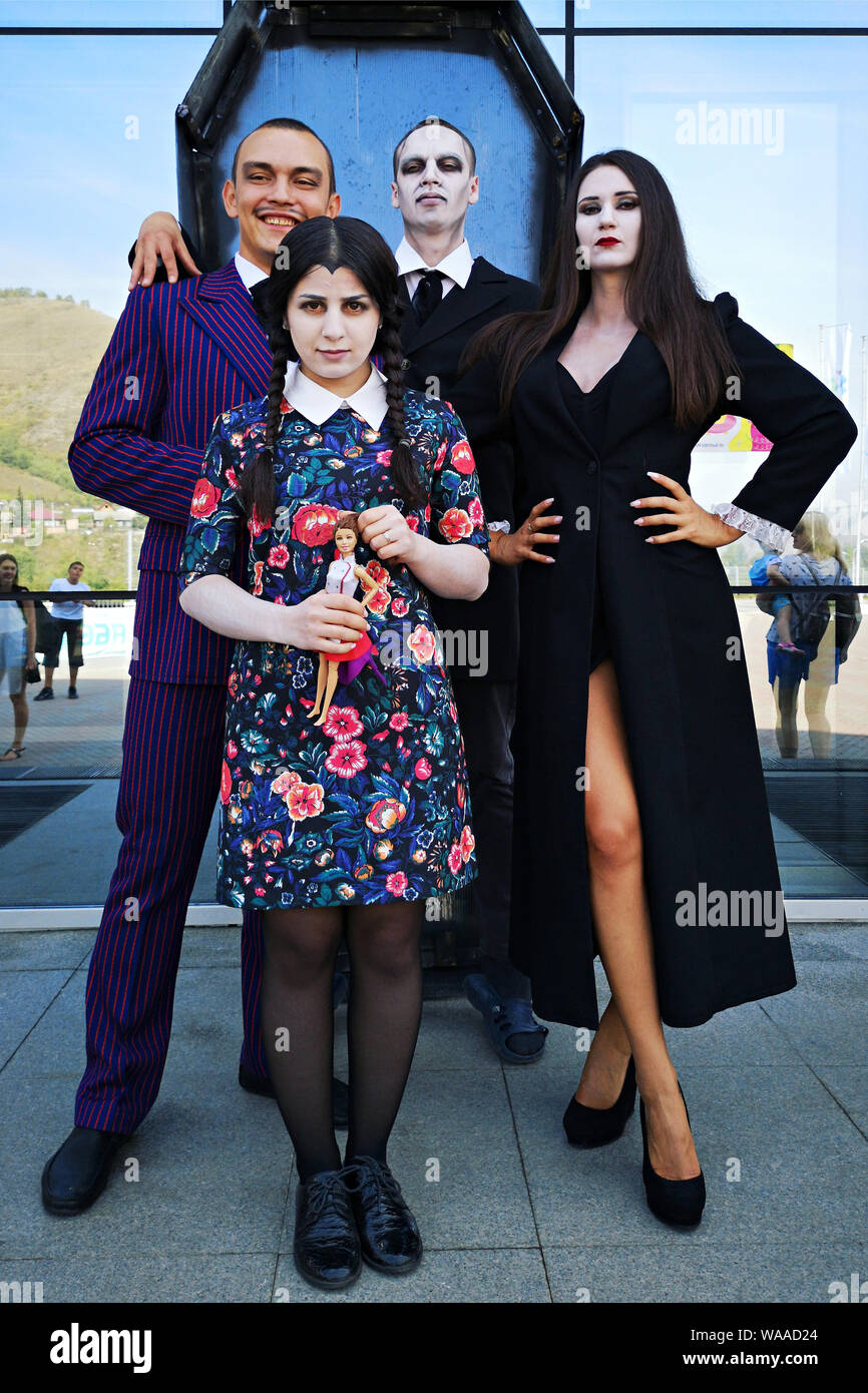 26. August 2018 - Die Addams Family am Letniy Gornoluzhnik Festival in Krasnojarsk, Sibirien, Russland Stockfoto