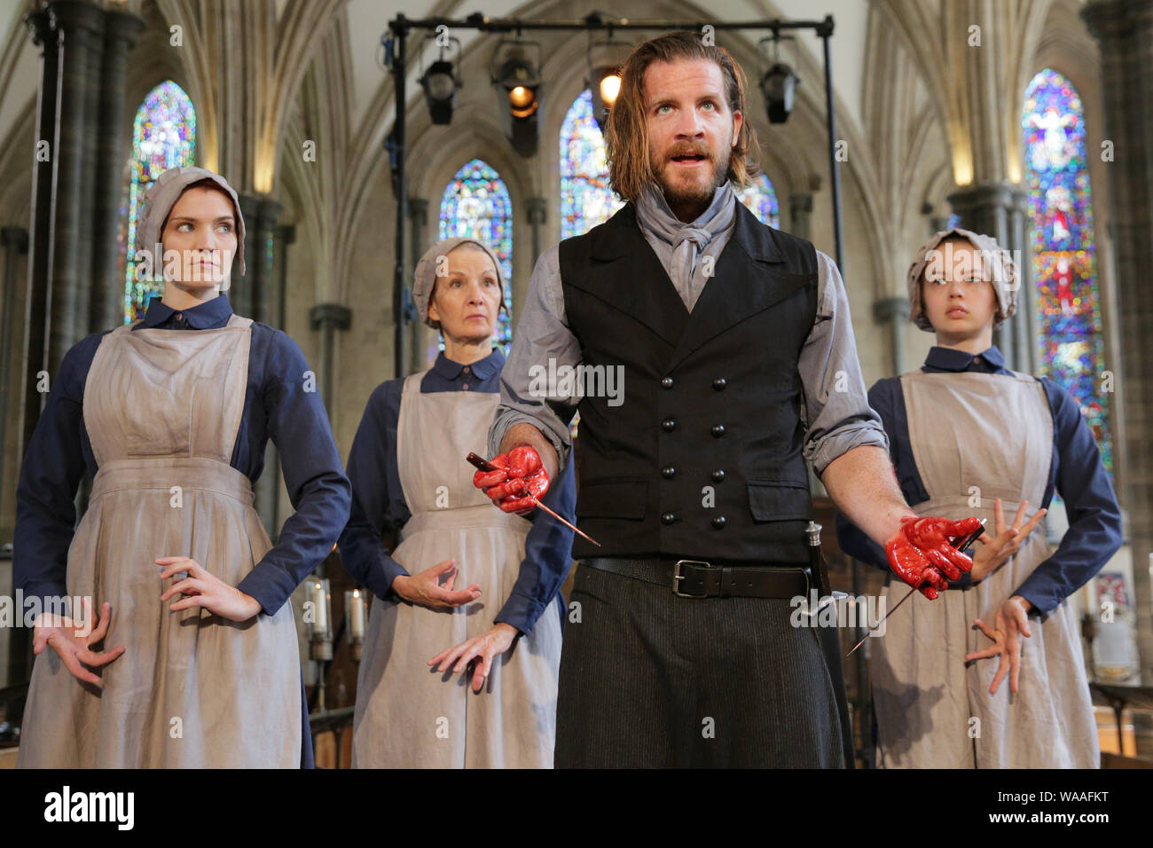 Die Hexen In Macbeth Stockfotos Und Bilder Kaufen Alamy