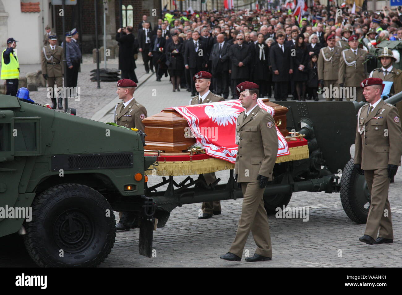 17.04.2010 Krakau, Polen. Die Beerdigung des Präsidenten der Republik Polen Lech Kaczynski und seine Frau Maria. Sie starben in der Absturz Smolensk. Stockfoto