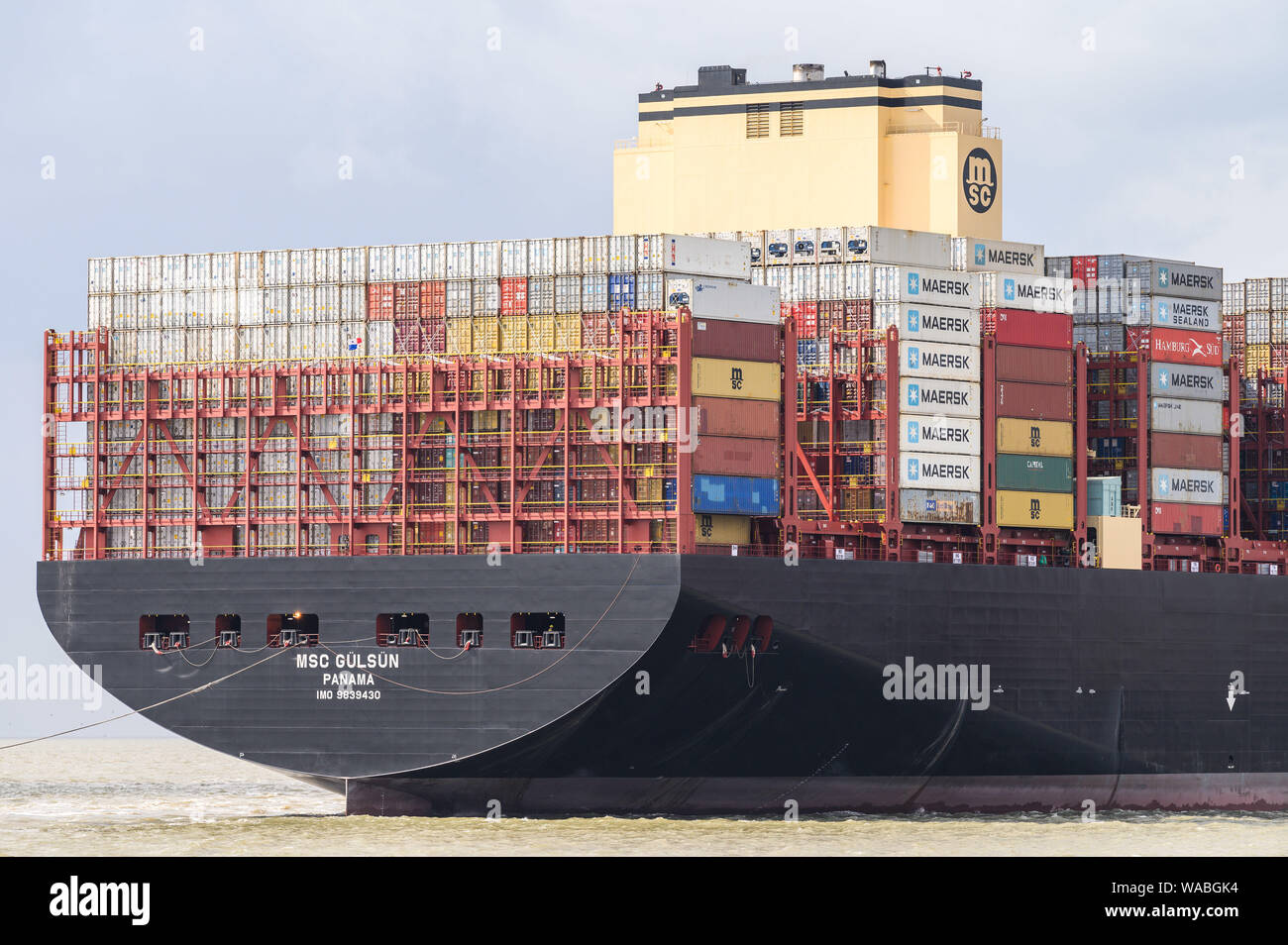 Bremerhaven, Deutschland. 19 Aug, 2019. Die derzeit größte ...