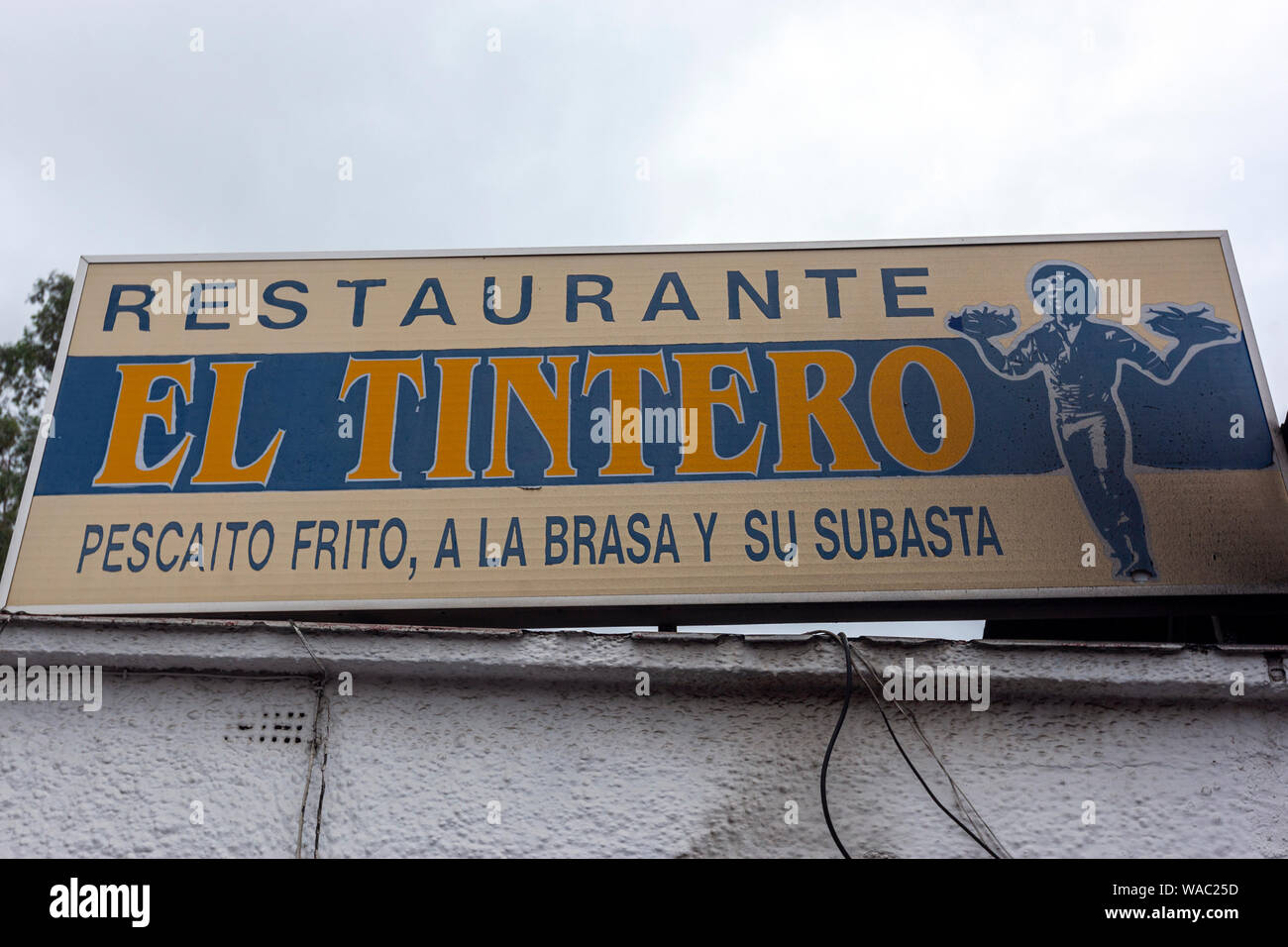 Typisches Restaurant El Tintero, frische Meeresfrüchte, Malaga, Andalusien, Spanien Stockfoto