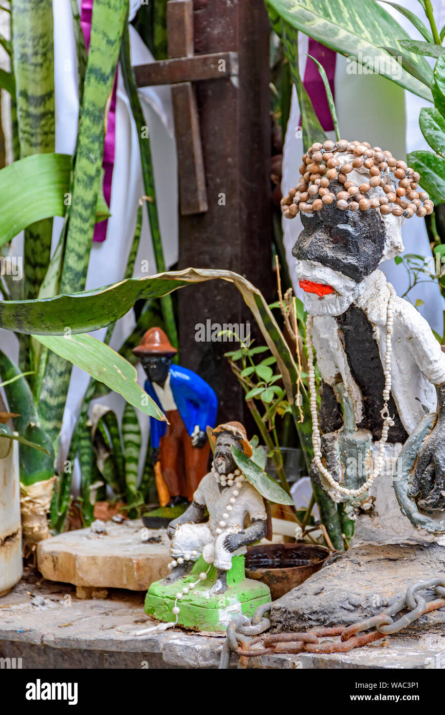 Religiöse Altar der Umbanda, Religion afrikanischer Herkunft in Brasilien Stockfoto