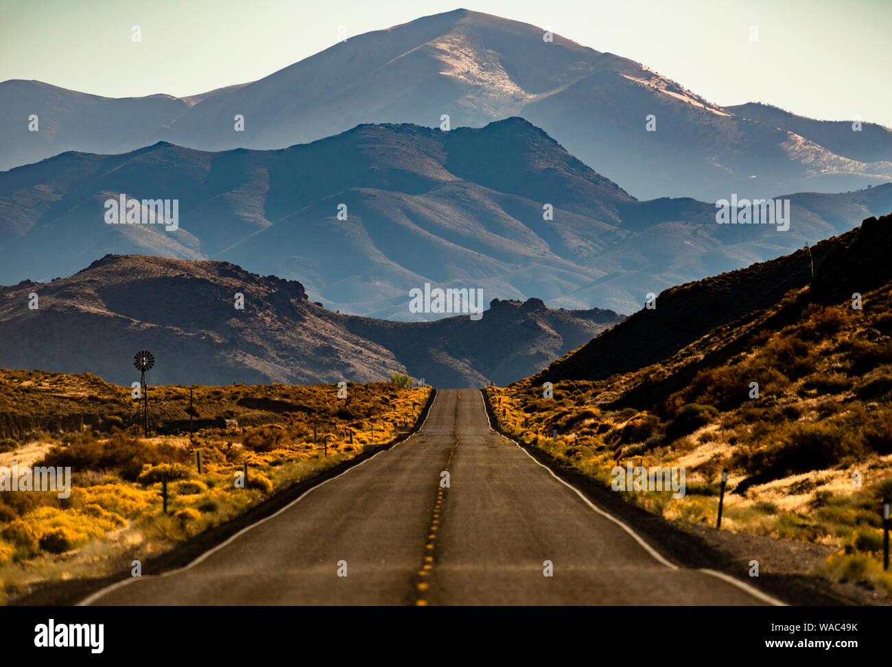 US-50 die einsamste Straße in Amerika Stockfoto