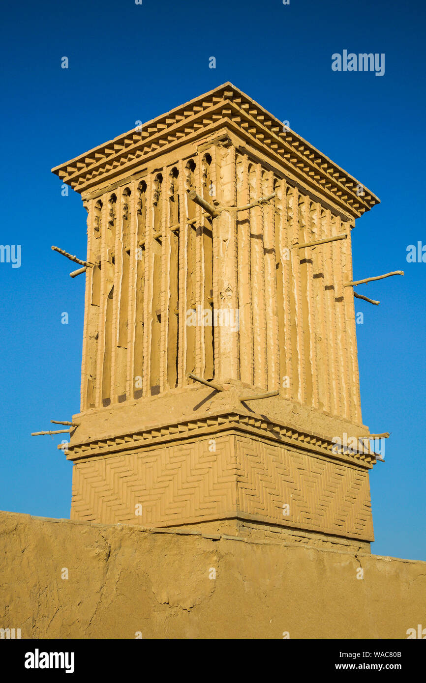 Badgirs Windtowers oder (traditionelle architektonische Element natürliche Belüftung zu erstellen). Stockfoto