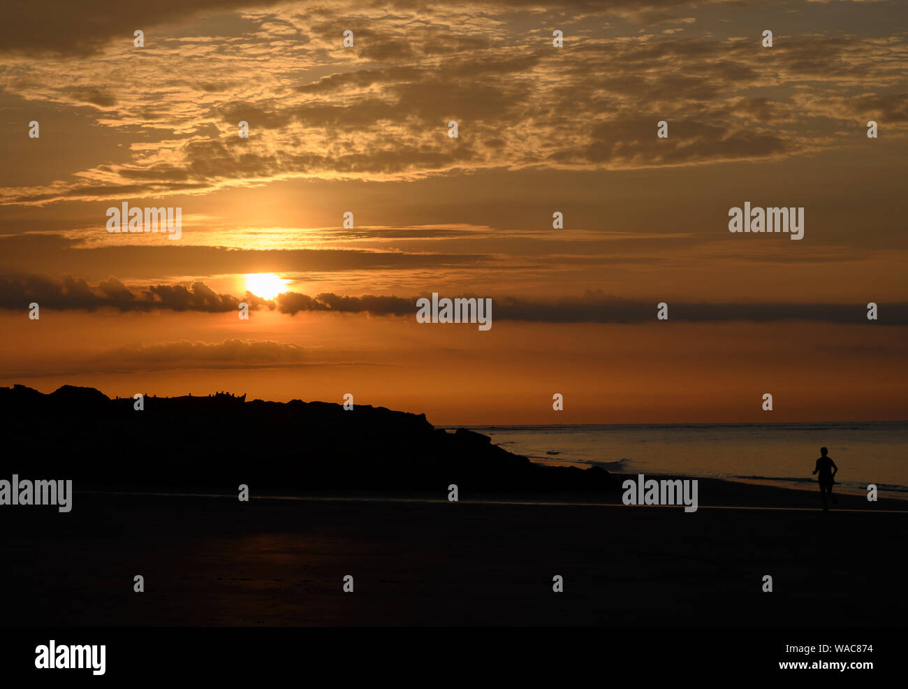 Sonnenaufgang über dem Meer. St Simons Island Georgia Stockfoto