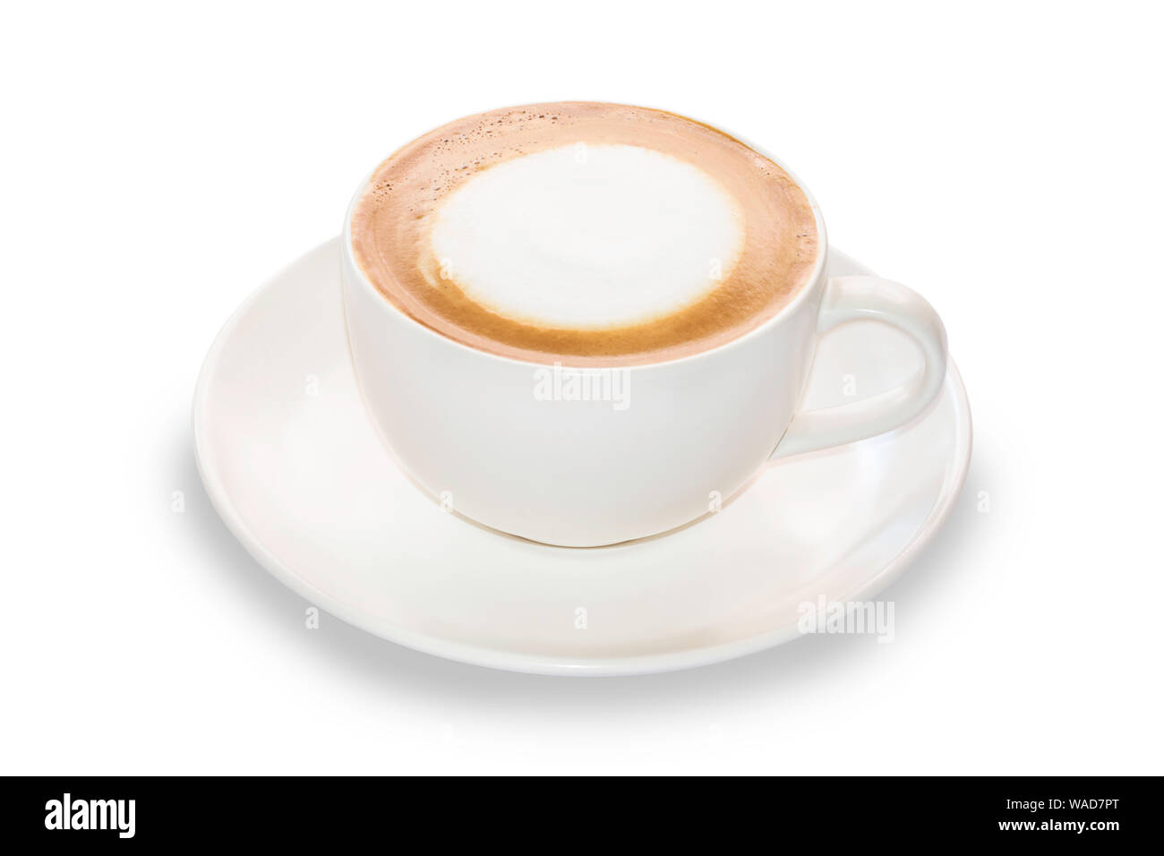 Close up Cappuccino weiße Tasse auf isolierten weißen Hintergrund mit Freistellungspfaden. Heißer Kaffee mit Milchschaum weichen und sauberen Geschmack. Di-cut w Stockfoto