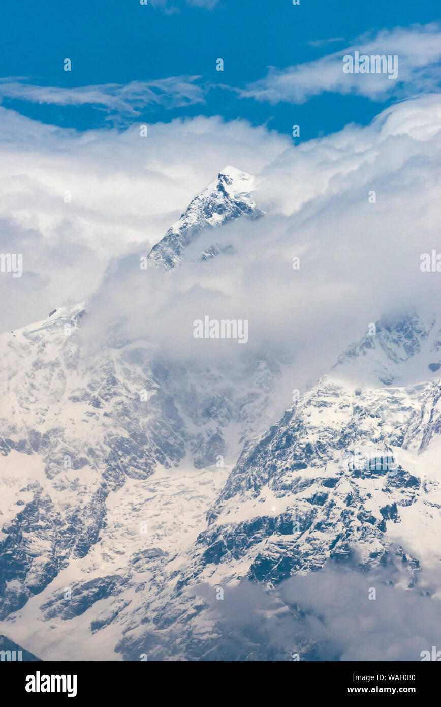 Mächtigen Himalaya von Devriya Taal gesehen an Garhwal in Uttarakhand, Indien Stockfoto