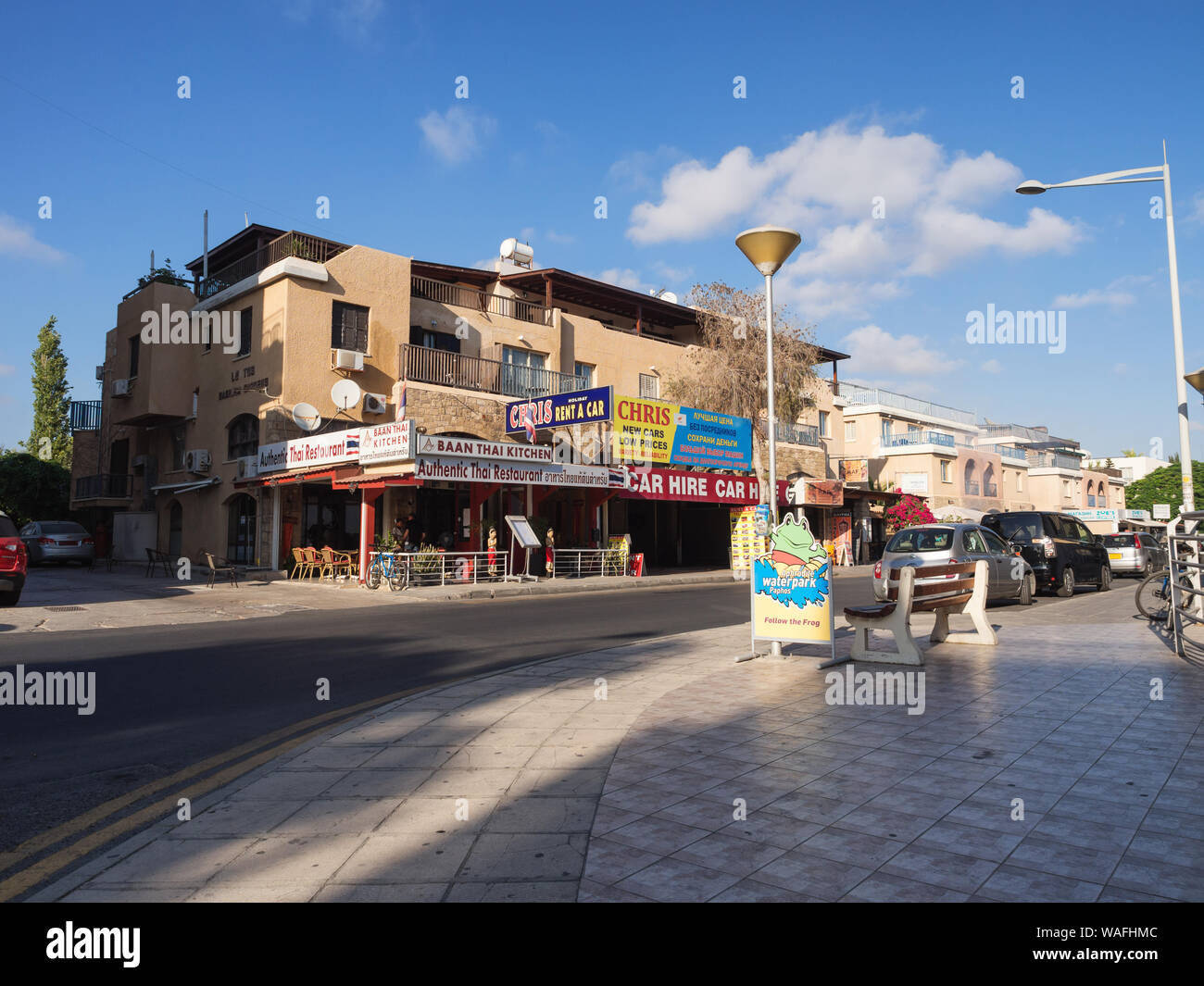 Paphos, Zypern - 15. Juli 2016: lidas Straße in der Nähe von Hafen Stockfoto