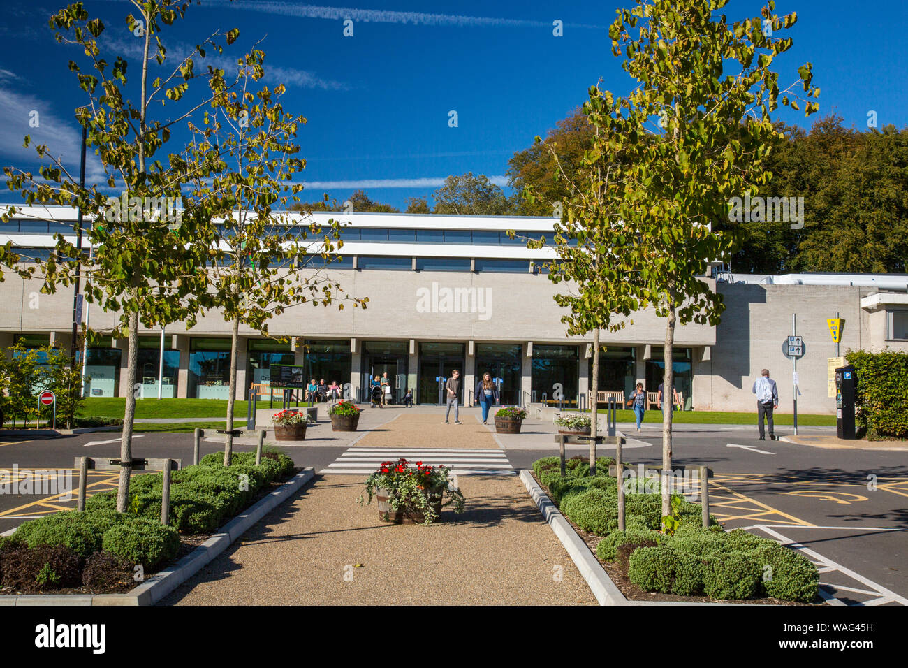 Die neue 2017 Haupteingang und Verwaltung in St. Fagans National Museum der Geschichte von Wales, Cardiff, Wales, Großbritannien Stockfoto