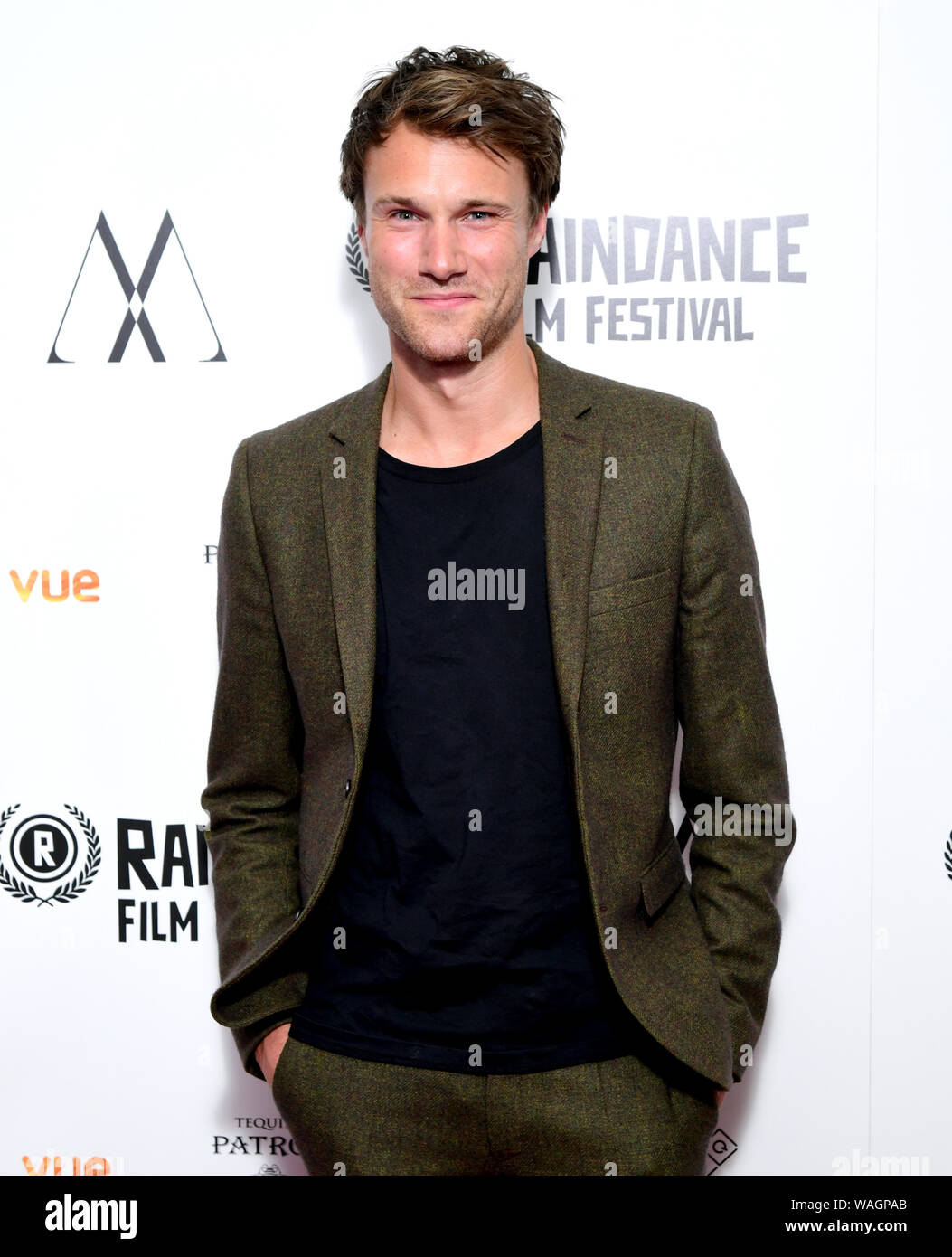 Hugh Skinner an der Raindance Film Festival 2019 in London statt. Stockfoto