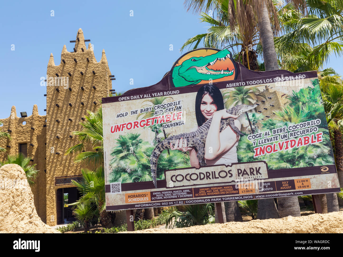 Eingang zum Crocodile Park, Torremolinos, Provinz Malaga, Costa del Sol, Spanien Stockfoto
