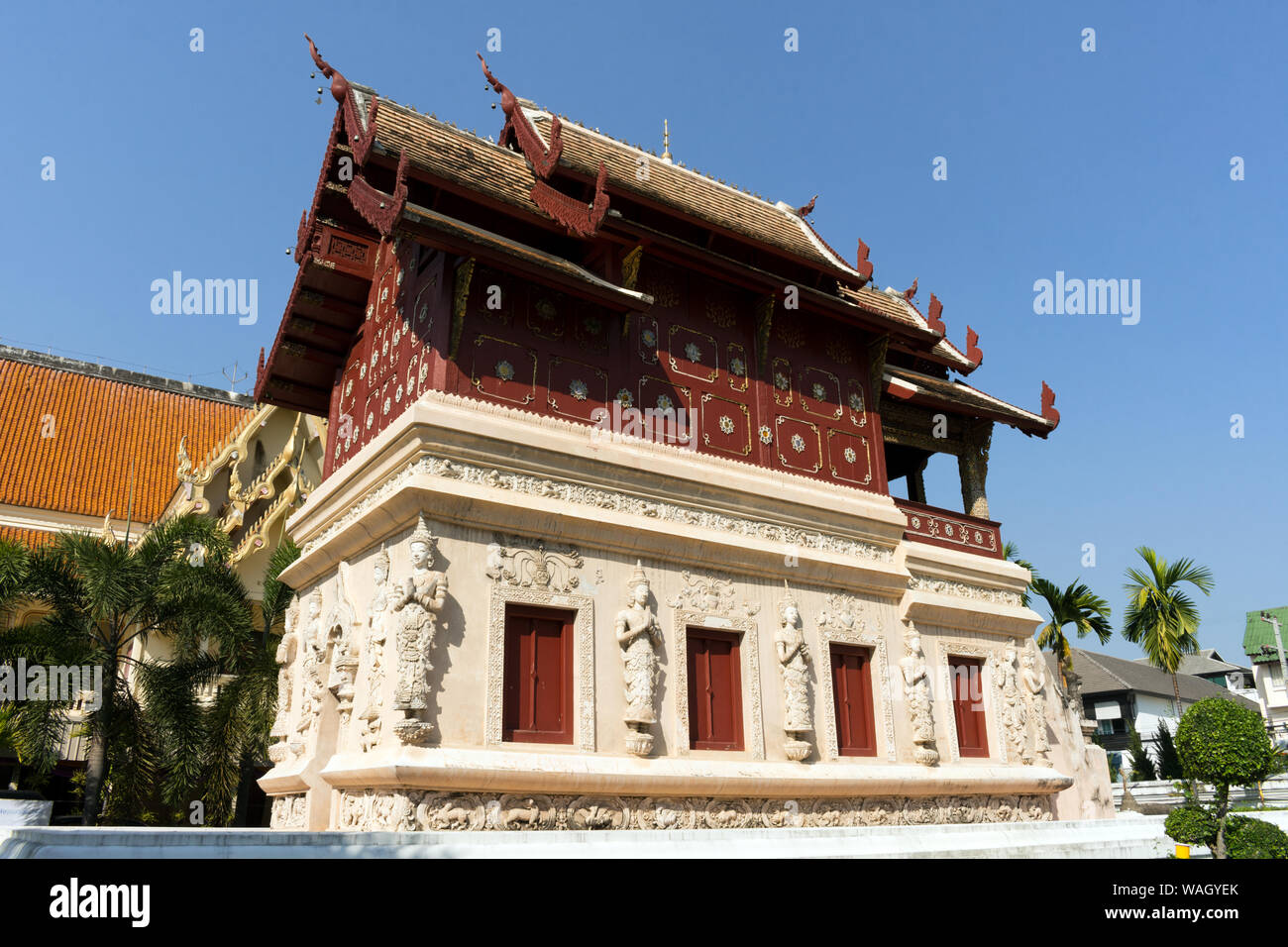 Hor Trai Bibliothek im Wat Phra Singh Tempel, Chiang Mai, Thailand Stockfoto