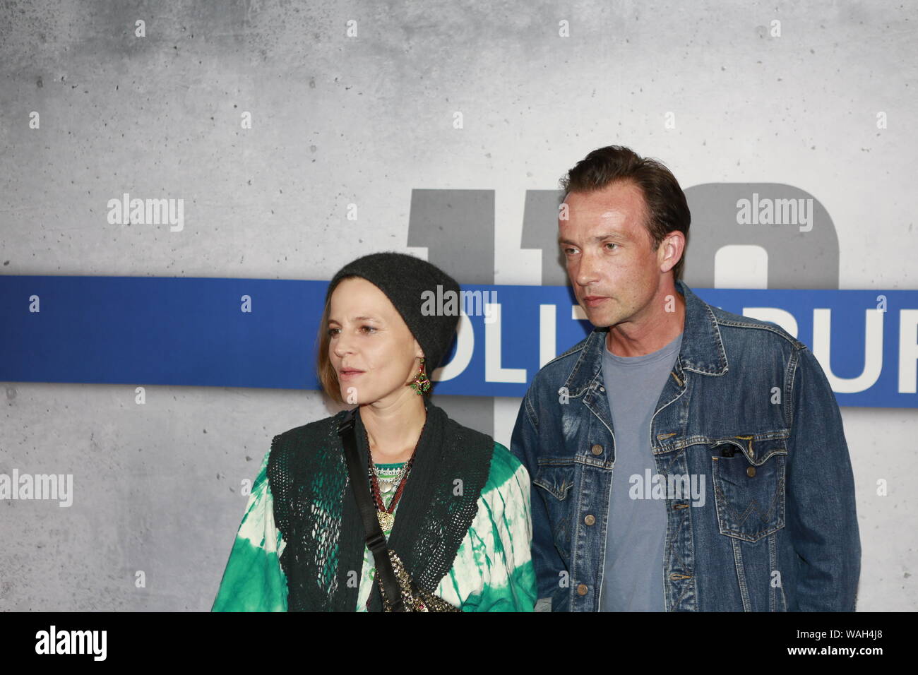 08/20/2019, Berlin, Deutschland. Maria Simon und Lucas Gregorowicz bei der Preview des neuen rbb Polizei 110: heimatliebe am Kurfürstendamm in Berlin-Charlottenburg. Stockfoto