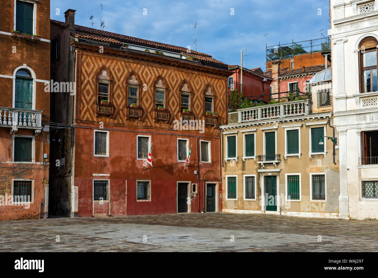 Zwei Gebäude in der Campo Santa Maria Formosa, Quadrat, Venedig, Italien Stockfoto
