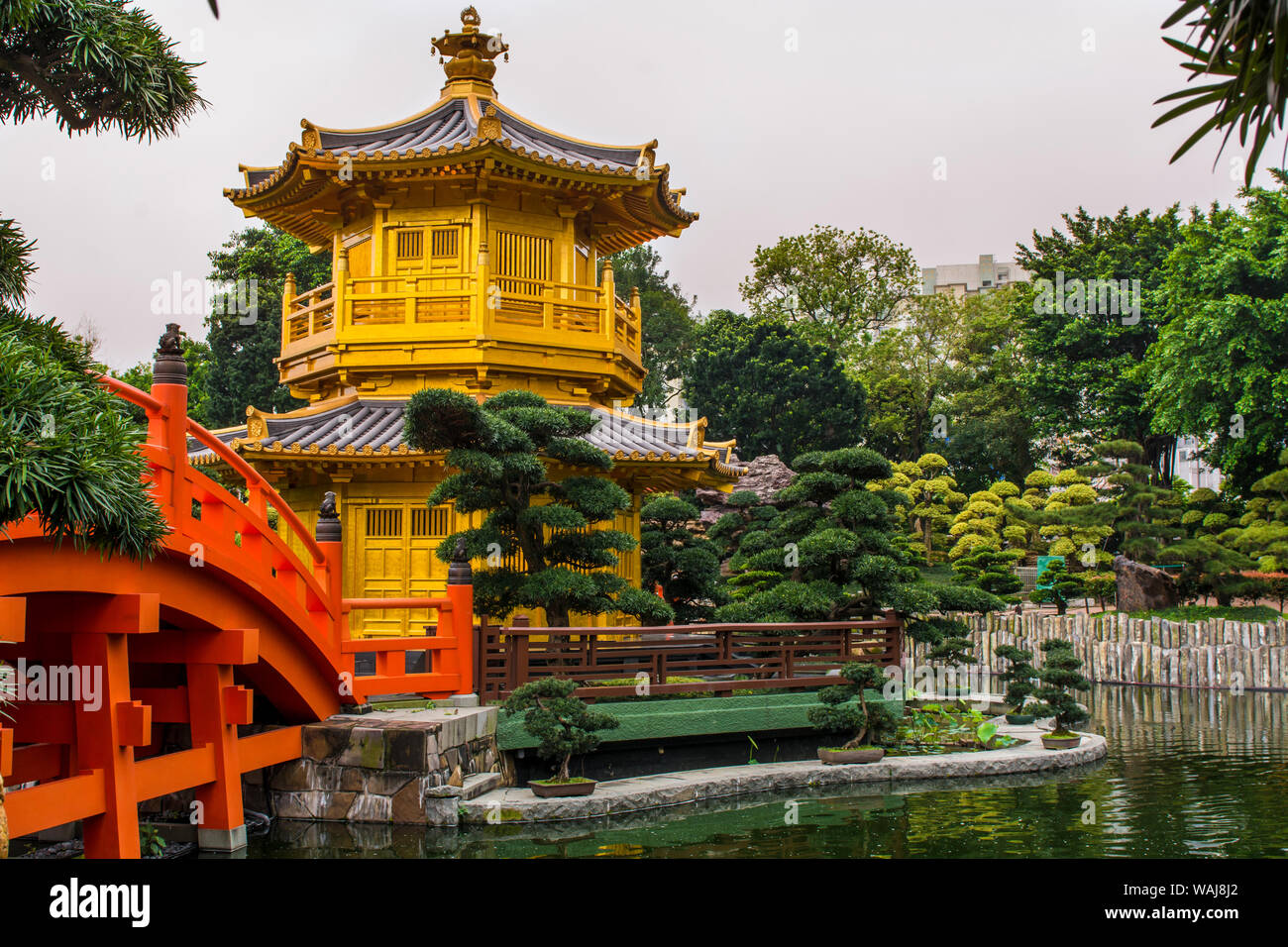 Die Pagode im Chi Lin Nunnery und Nan Lian Garden, Kowloon, Hong Kong, China. Stockfoto