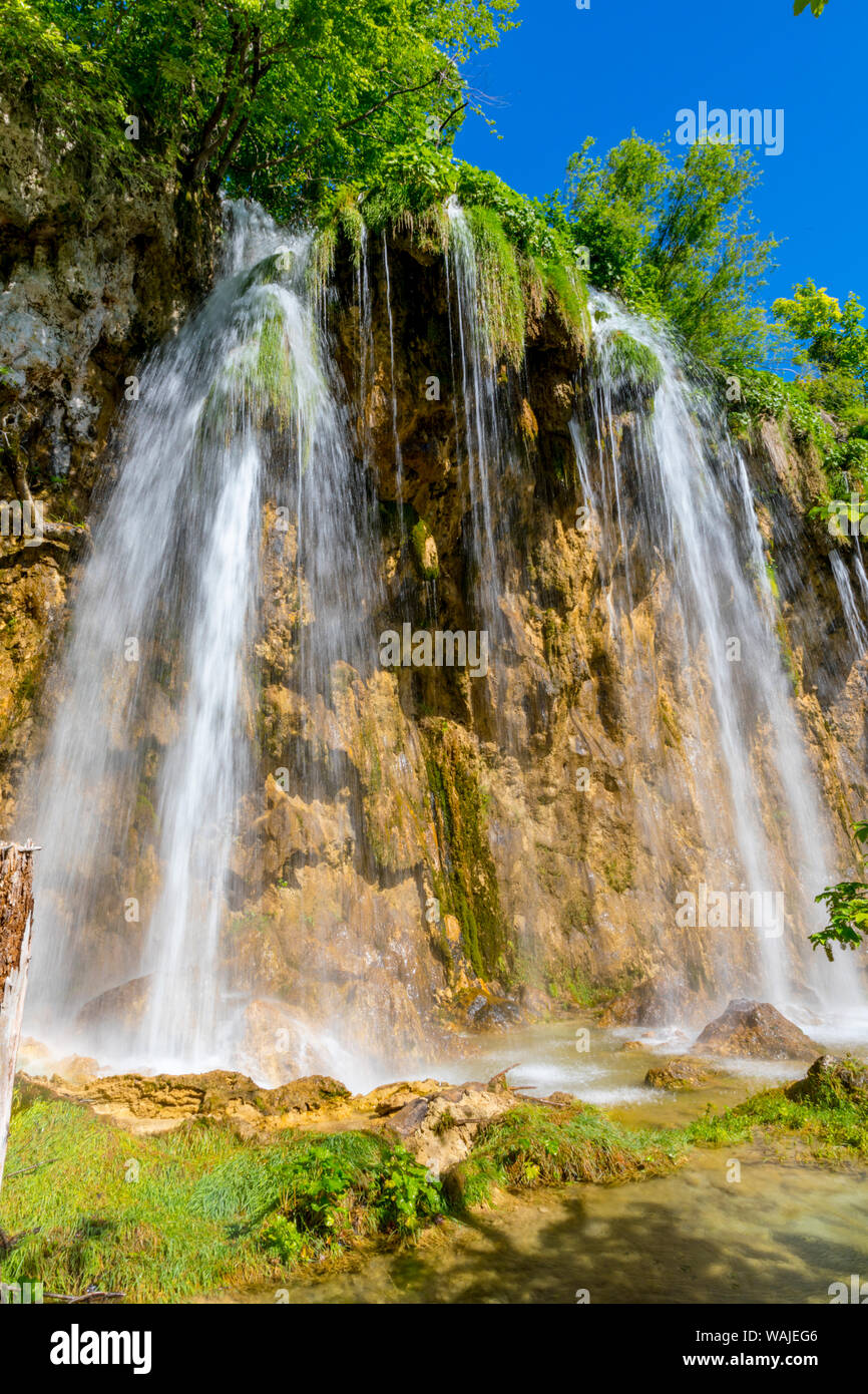 Kroatien. Wasserfälle im Nationalpark Plitvice. Credit: Fred Herr/Jaynes Galerie/DanitaDelimont.com Stockfoto